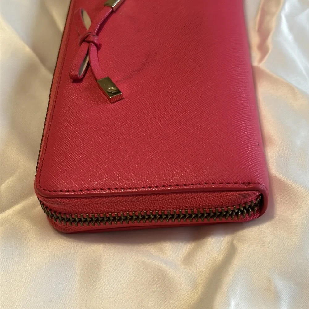 Kate Spade Wallet - Picture 4 of 10